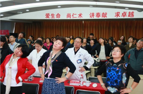 �з�120���ж� ��ʮ���Կ�Я������ҽԺ��չ�����д������̻