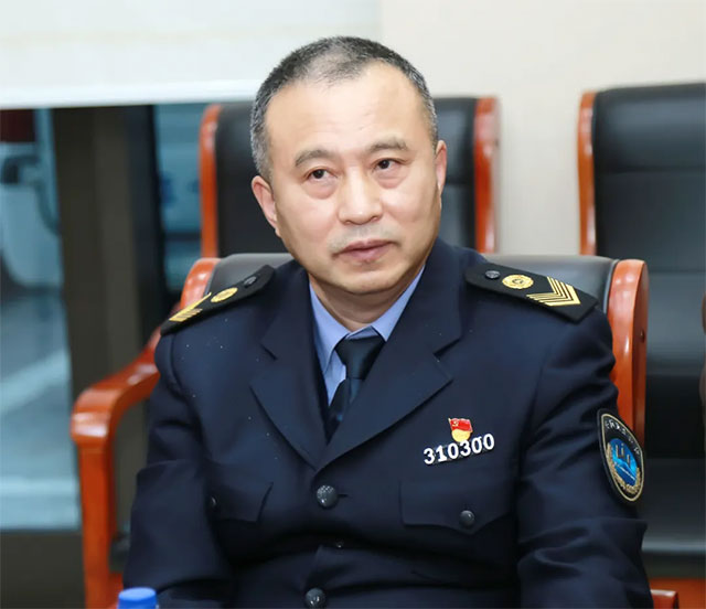 督导组成员、上海市卫监所卢伟所长总结反馈督导情况